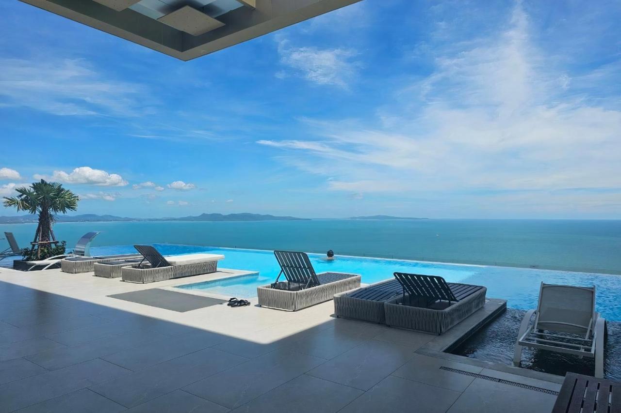 Luxury Sea View Room Beach Front Luxury Jomtien Beach Buitenkant foto