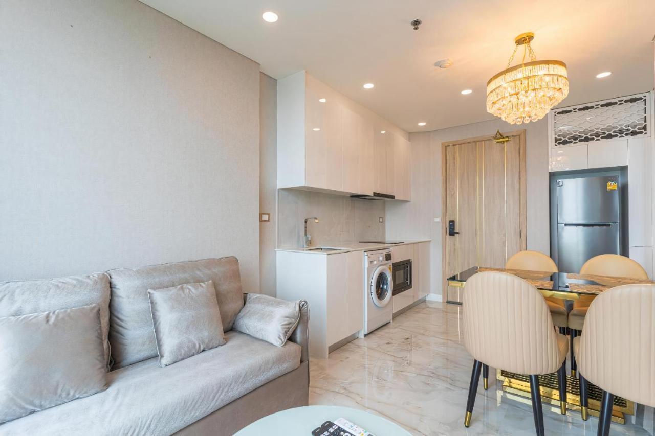 Luxury Sea View Room Beach Front Luxury Jomtien Beach Buitenkant foto