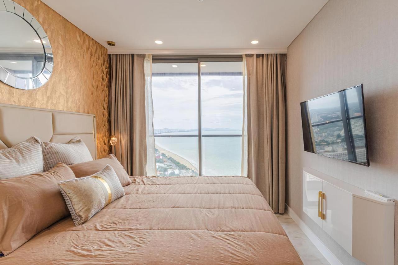 Luxury Sea View Room Beach Front Luxury Jomtien Beach Buitenkant foto