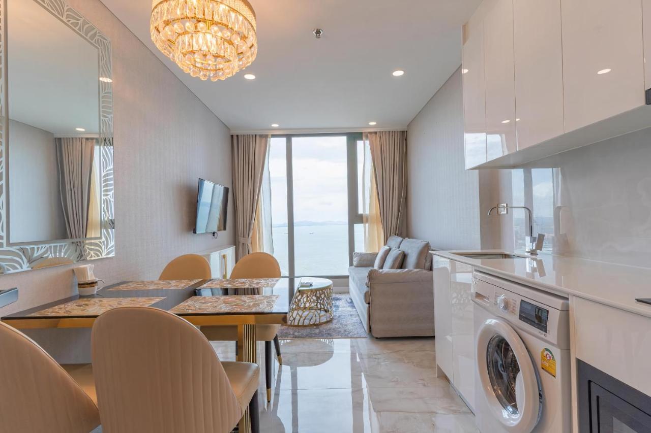 Luxury Sea View Room Beach Front Luxury Jomtien Beach Buitenkant foto