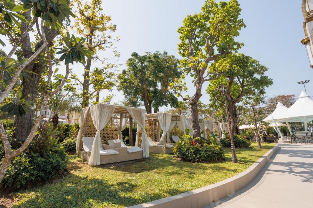 Luxury Sea View Room Beach Front Luxury Jomtien Beach Buitenkant foto